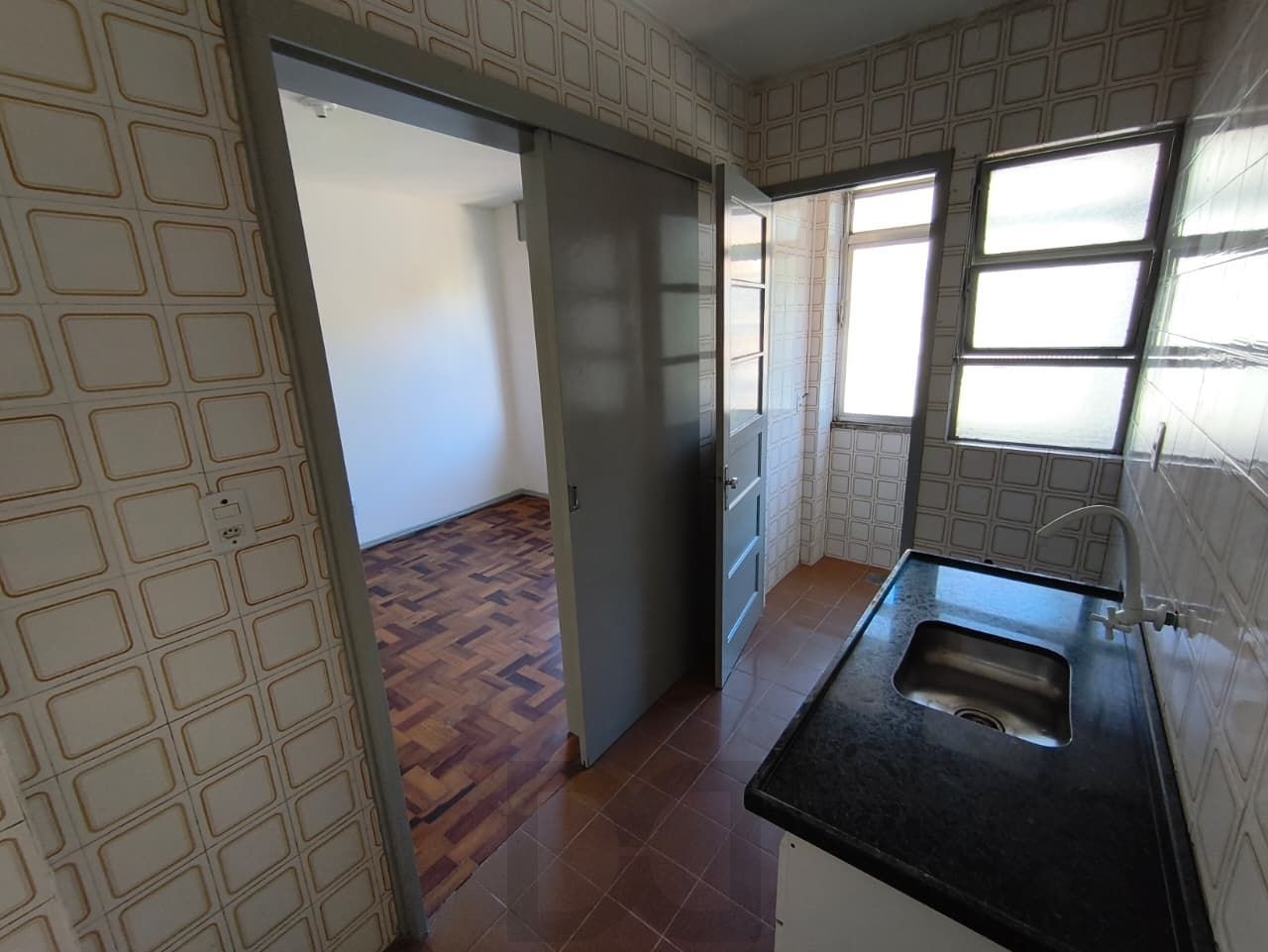 APARTAMENTO DE 1 DORMITÓRIO NO MENINO DEUS — foto 12