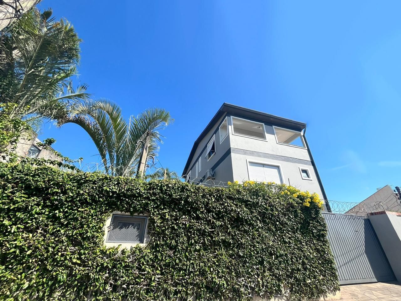 2 Casas independentes em terreno de 480m. — foto 5