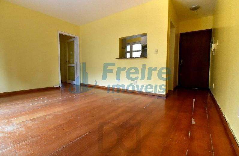 Apartamento 2 dormitórios com garagem - Menino Deus — foto 3