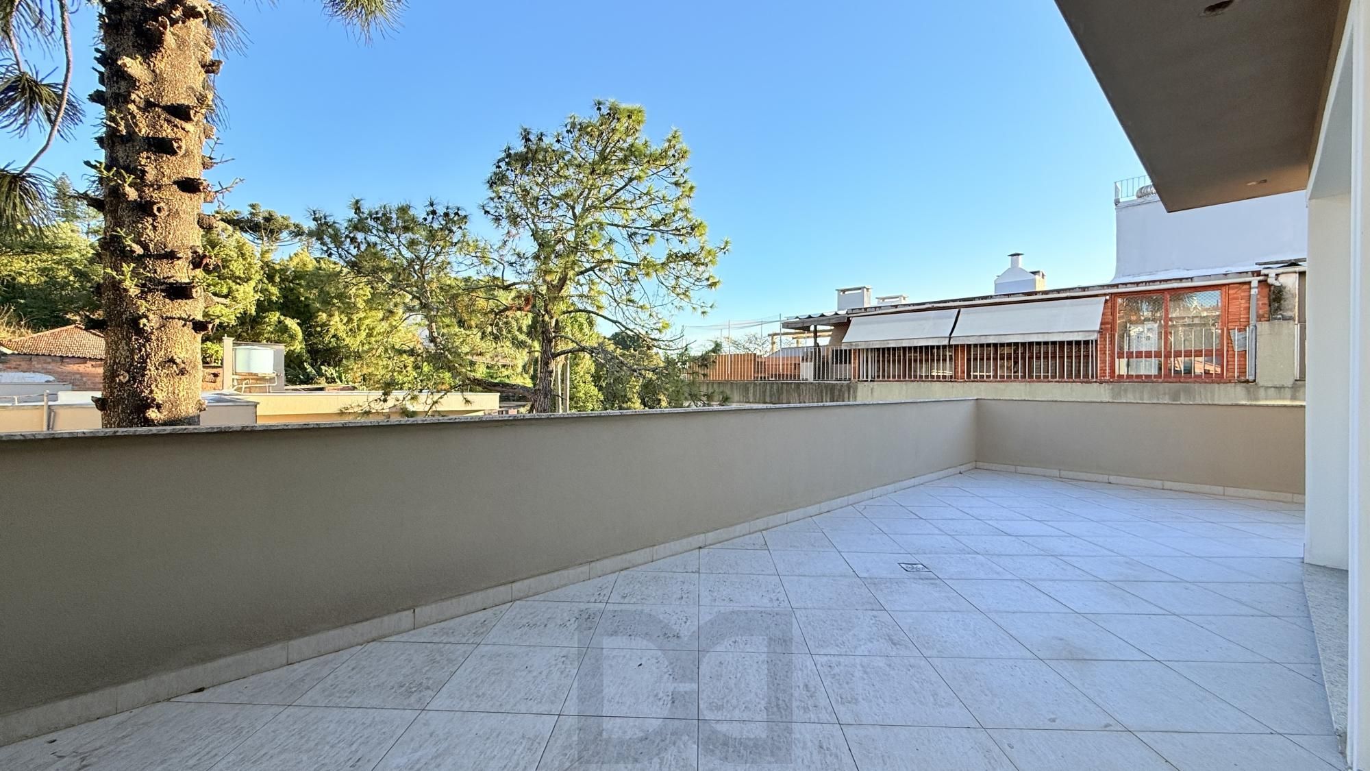 2 Dormitórios com 2 vagas, lareira e churrasqueira — foto 4