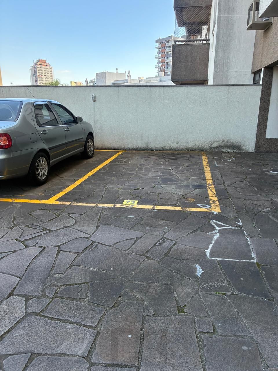 ÓTIMO APARTAMENTO 2 DORMITÓRIOS COM VAGA ESCRITURADA NO MENINO DEUS — foto 93