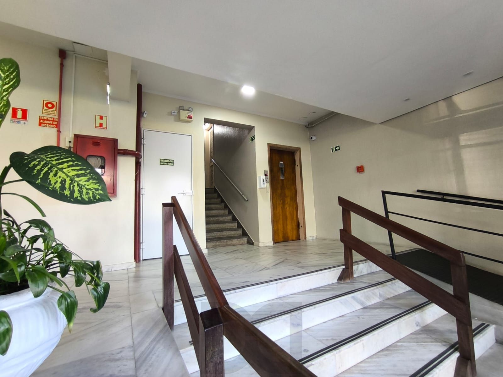 Apartamento 02 dormitórios, av, Ipiranga, Menino Deus — foto 17
