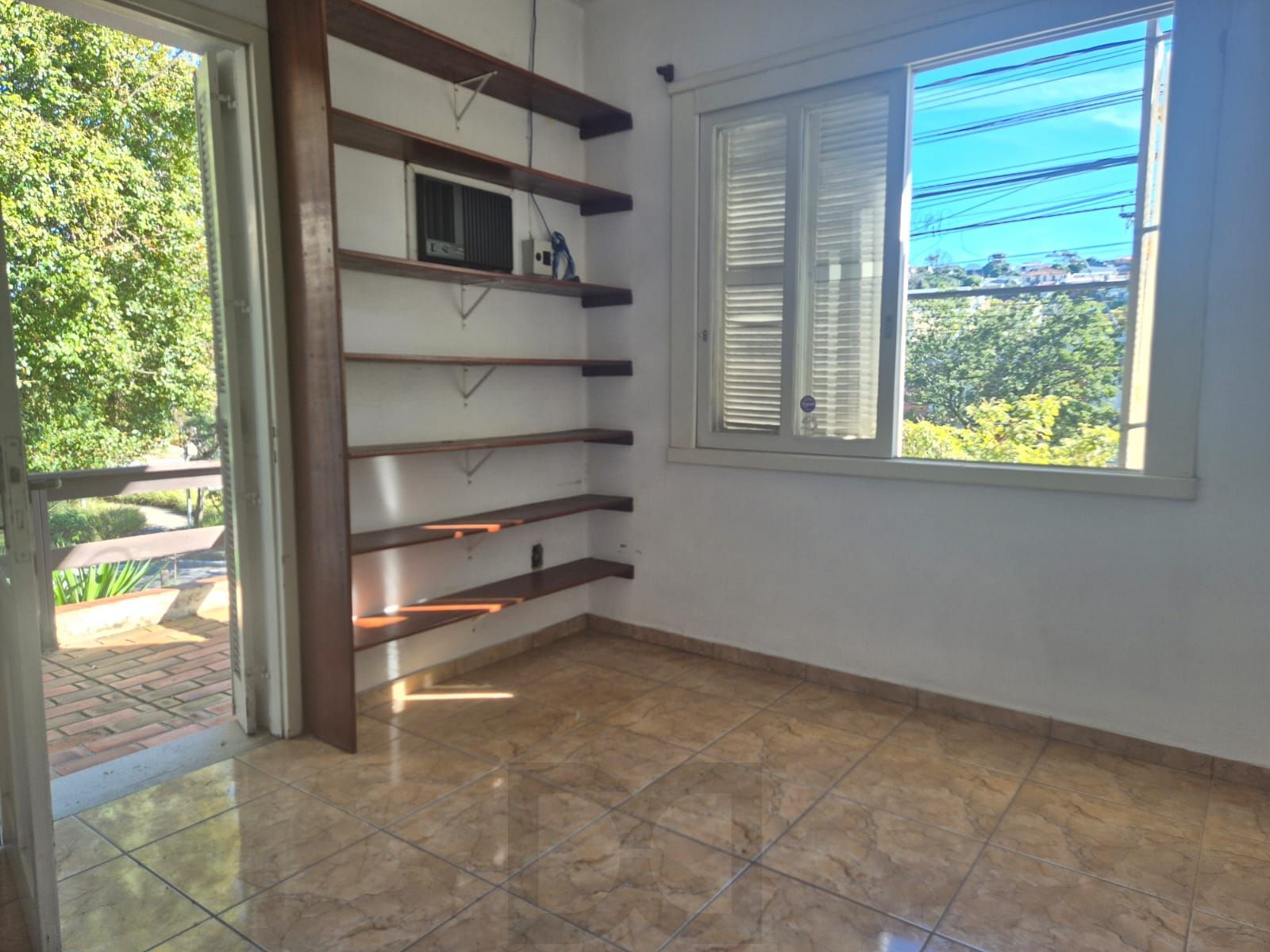 Casa de esquina — foto 23
