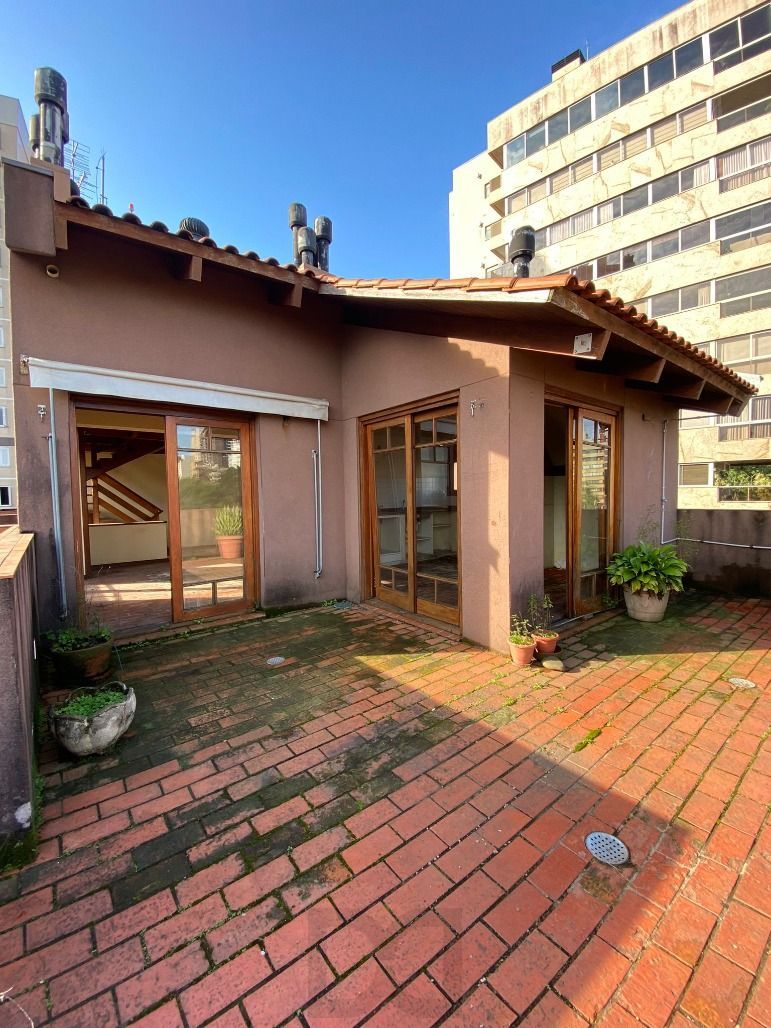 Cobertura 196m² 3 dorm. 1 Suíte + 2 vagas Petrópolis - Porto Alegre — foto 14
