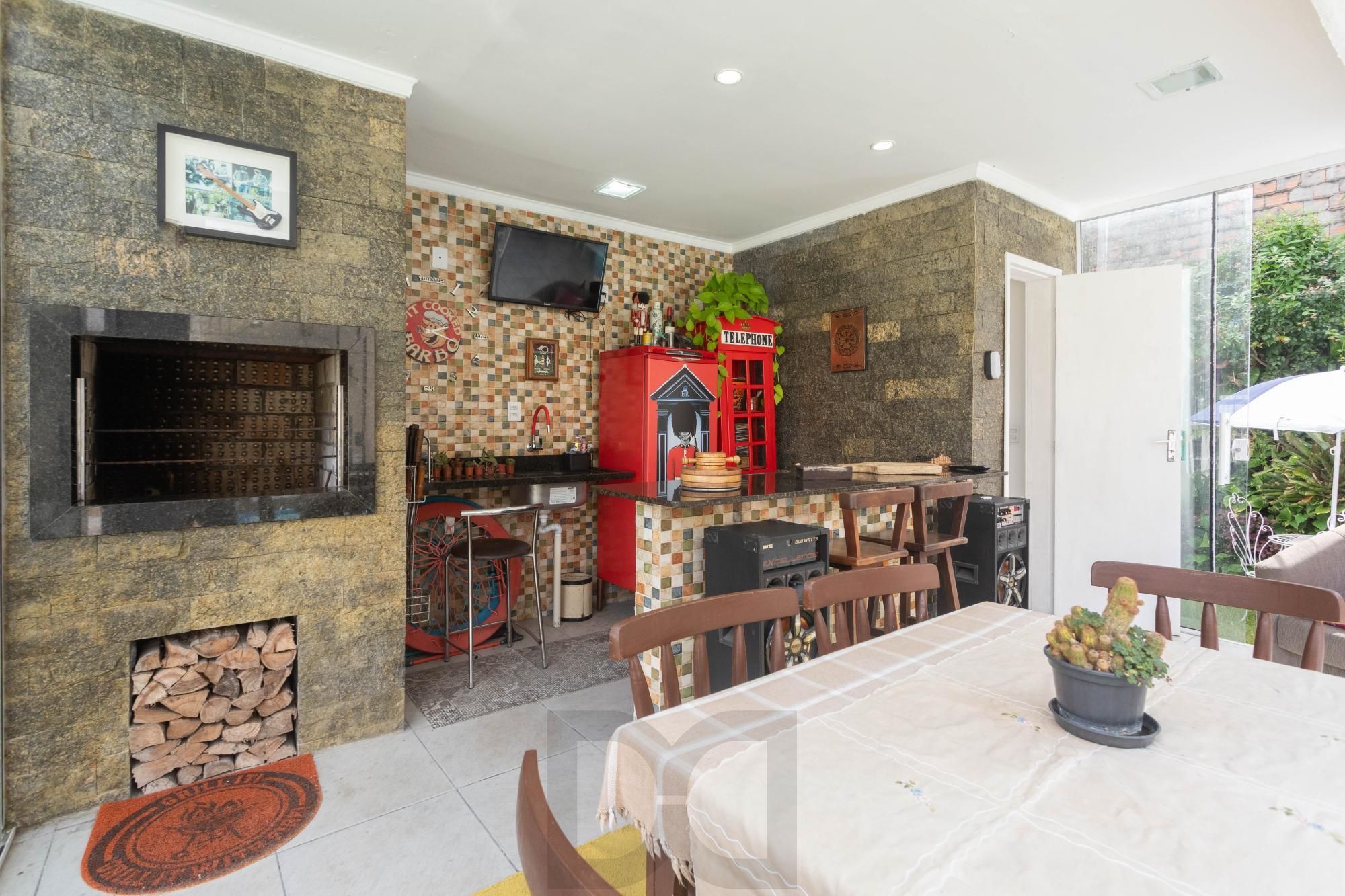 Casa com piscina e 470m2 no Chácara das Pedras — foto 35