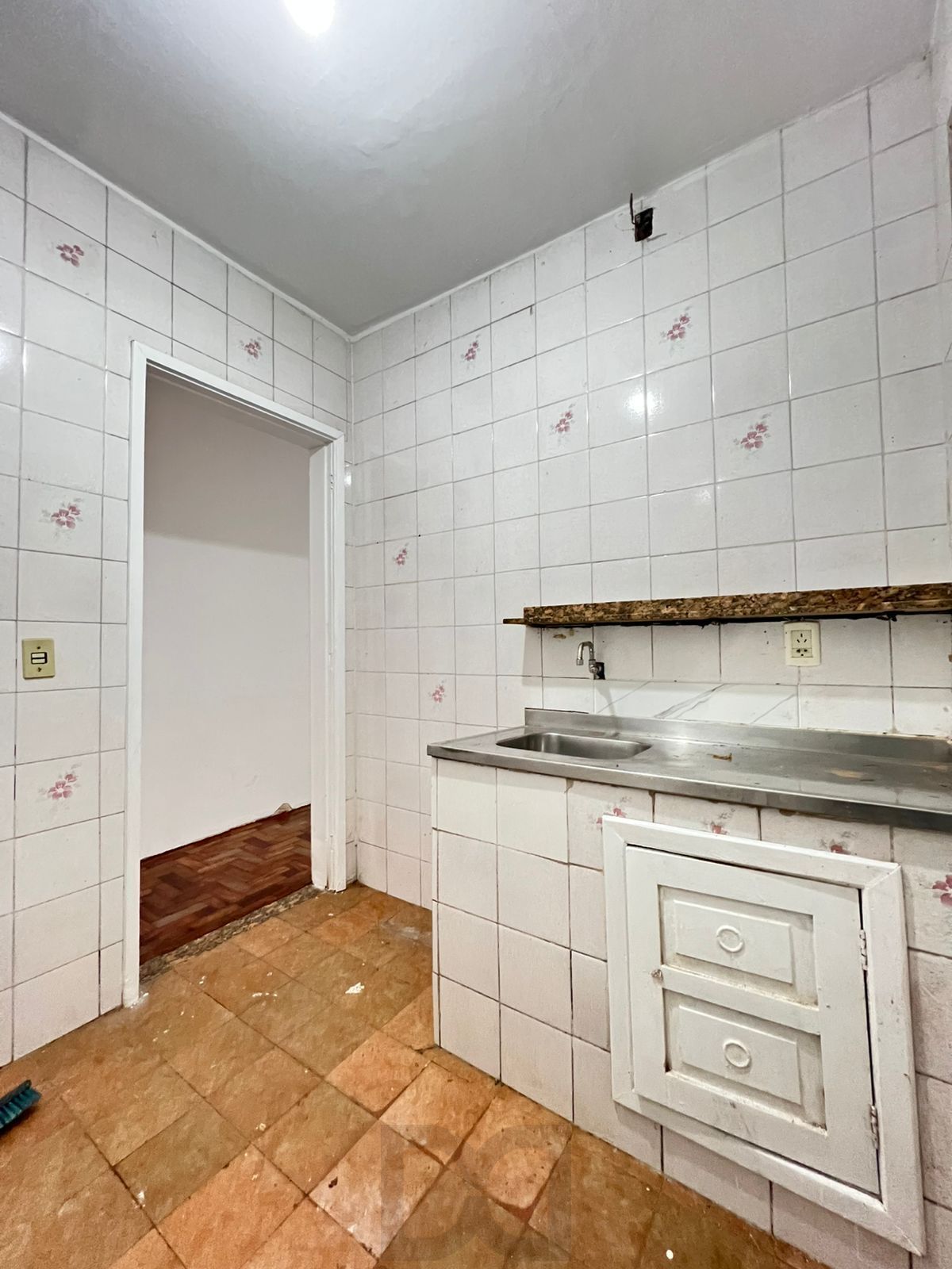Apartamento 1 dormitório, 1 banheiro desocupado — foto 8