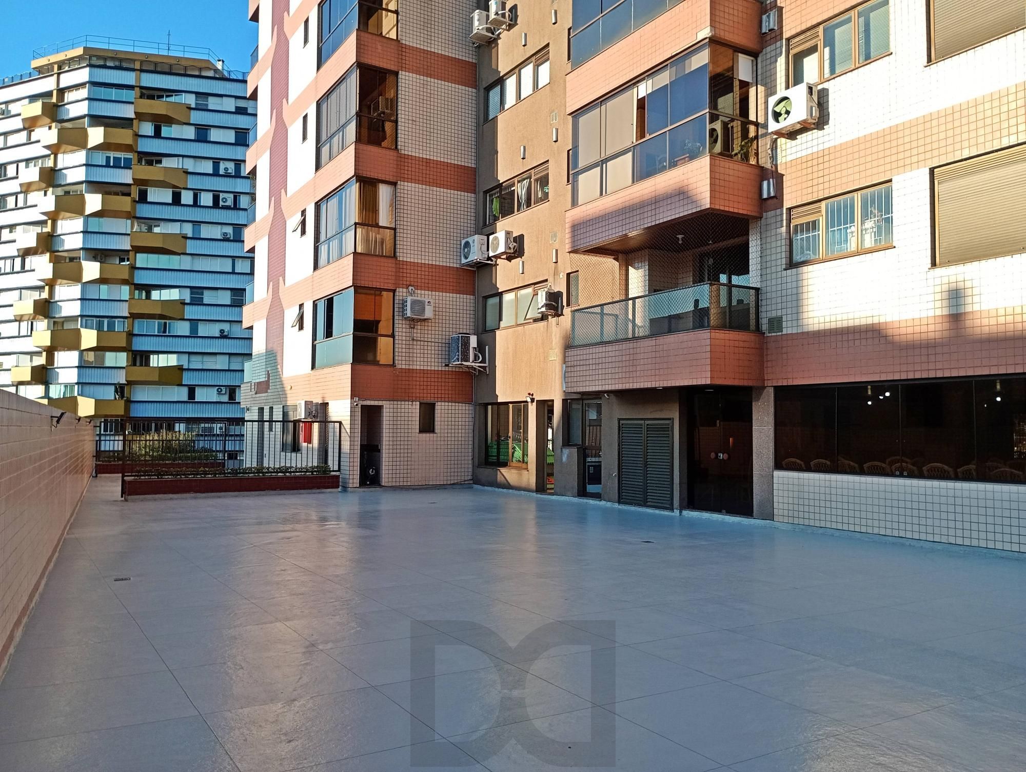Cobertura com vista para o Guaíba, suíte e 2 vagas — foto 49