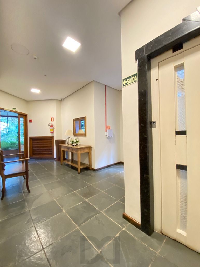 Cobertura 196m² 3 dorm. 1 Suíte + 2 vagas Petrópolis - Porto Alegre — foto 28
