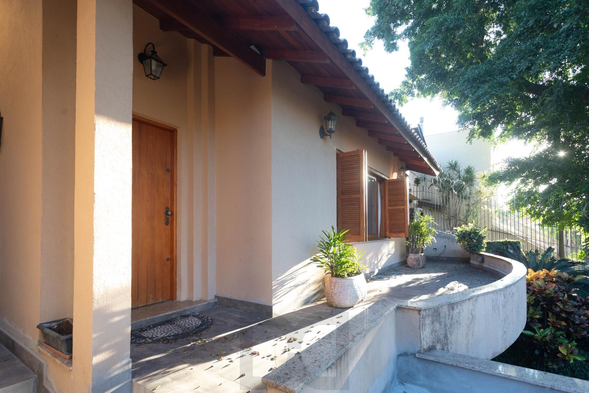Casa no Chácara das Pedras com piscina e 316m2 — foto 4