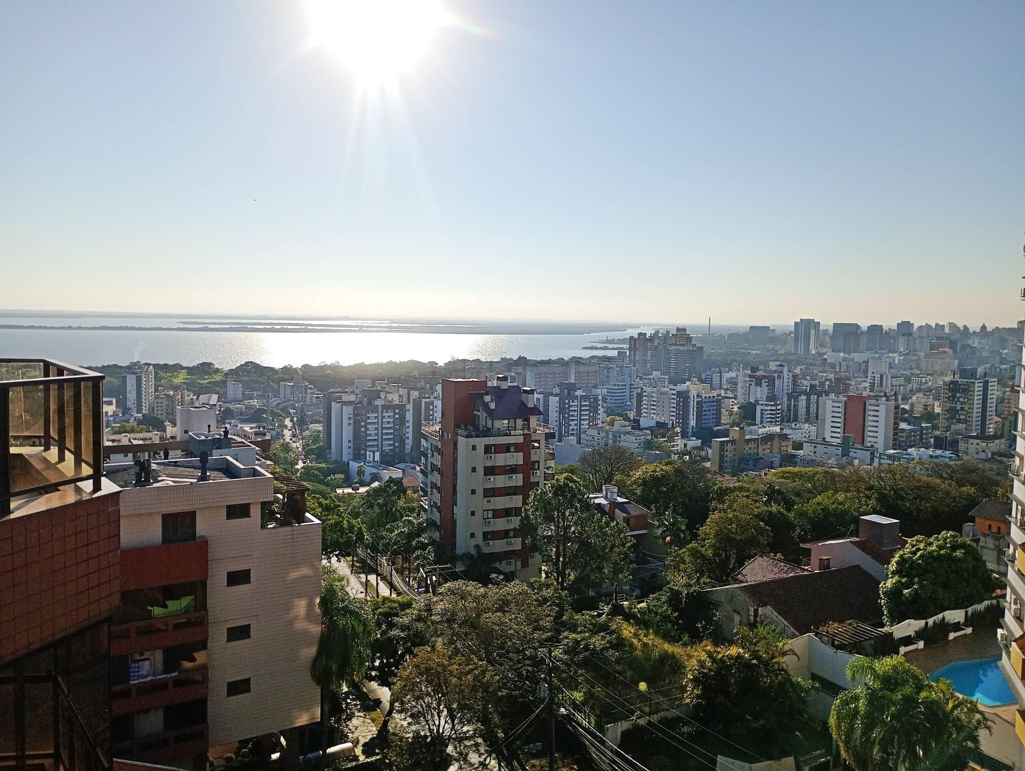 Cobertura com vista para o Guaíba, suíte e 2 vagas — foto 4
