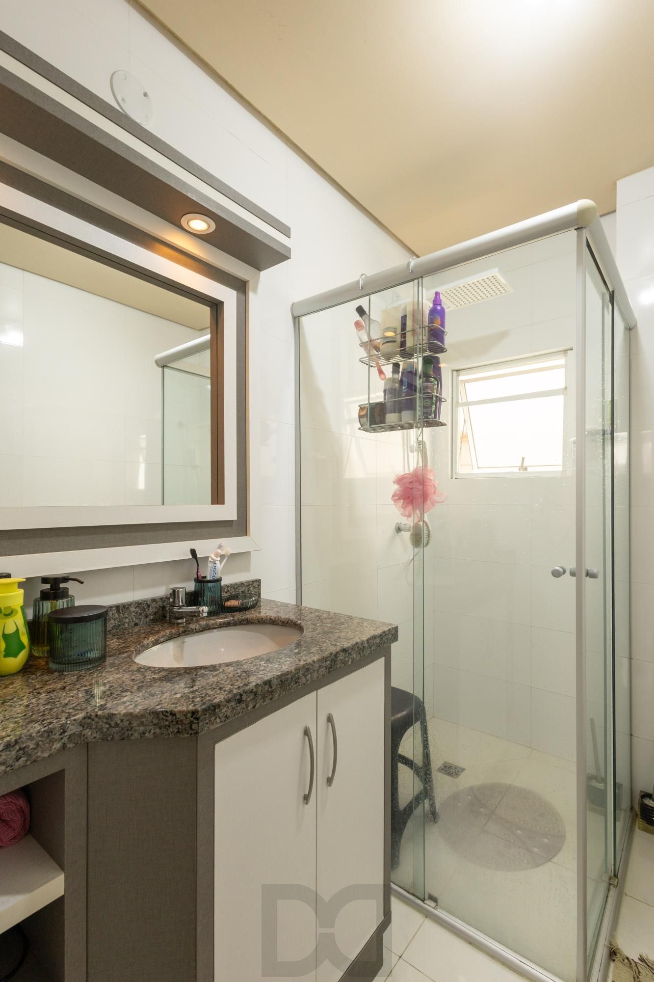 2 dormitórios em frente à Redenção | 54m² | R$ 350 mil — foto 9