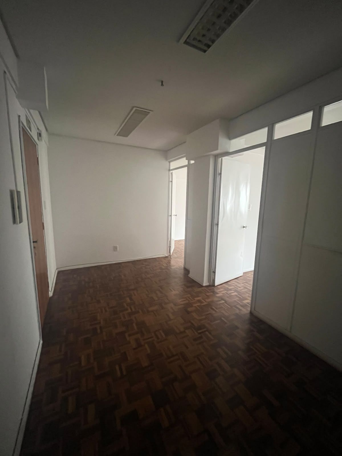 Sala comercial à venda no Edifício Santa Cruz | Centro de Porto Alegre — foto 8