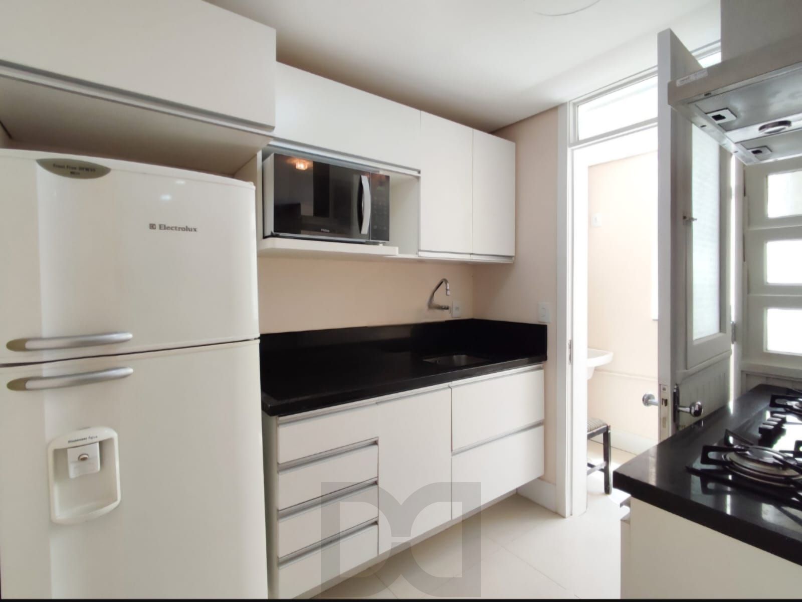 Cobertura Duplex Reformada com 115m² no Bairro Auxiliadora — foto 5