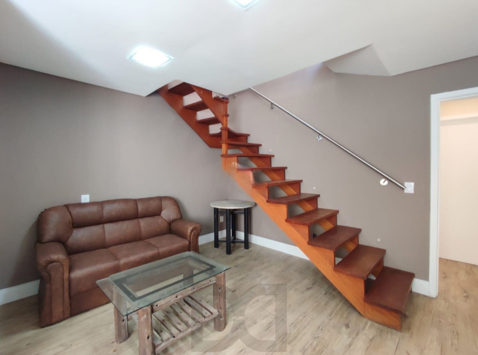 Cobertura Duplex Reformada com 115m² no Bairro Auxiliadora — foto 2