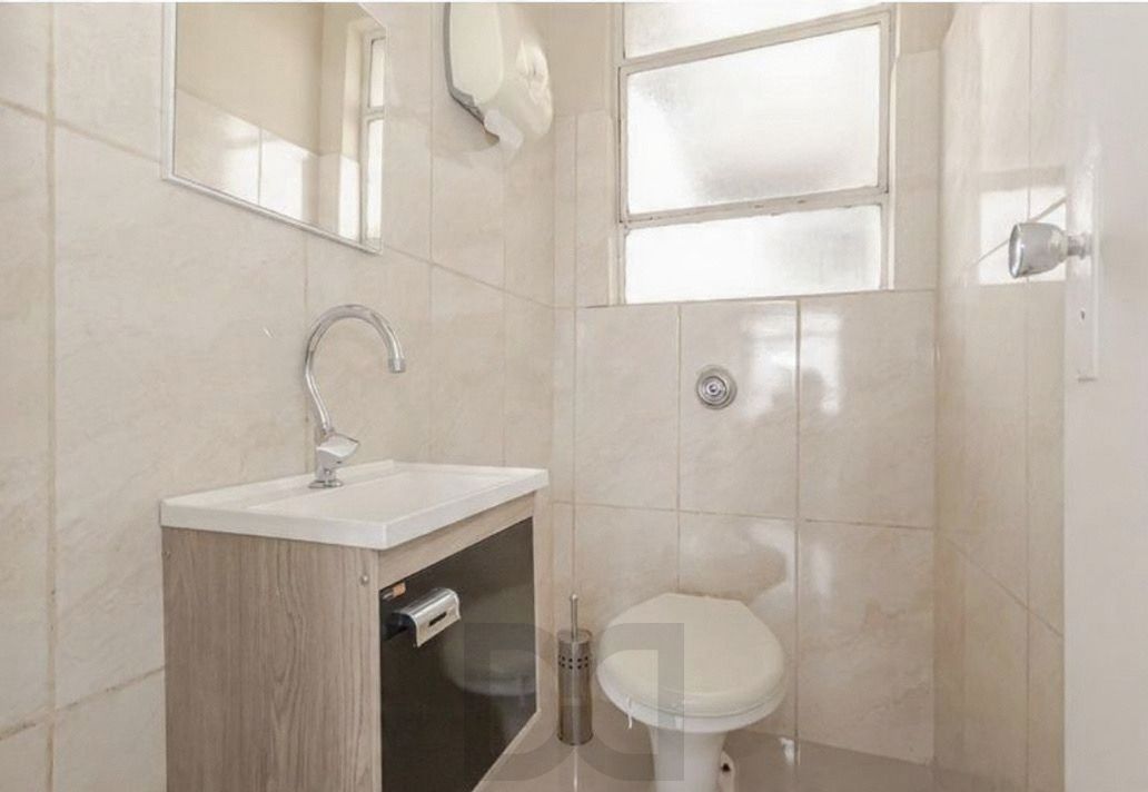 Sala Comercial Reformada no Centro Histórico | 46m² | Portaria 24h — foto 13