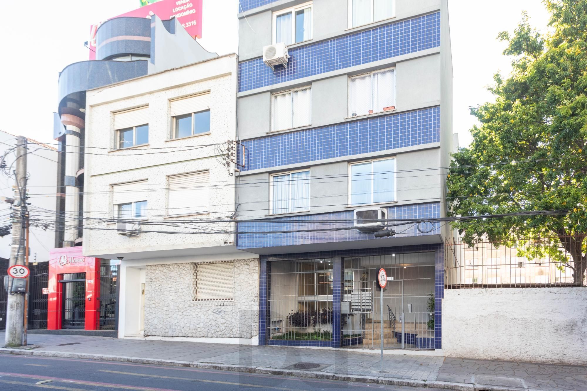 Apartamento Garden de dois dormitório Reformado passos da Redenção. — foto 2