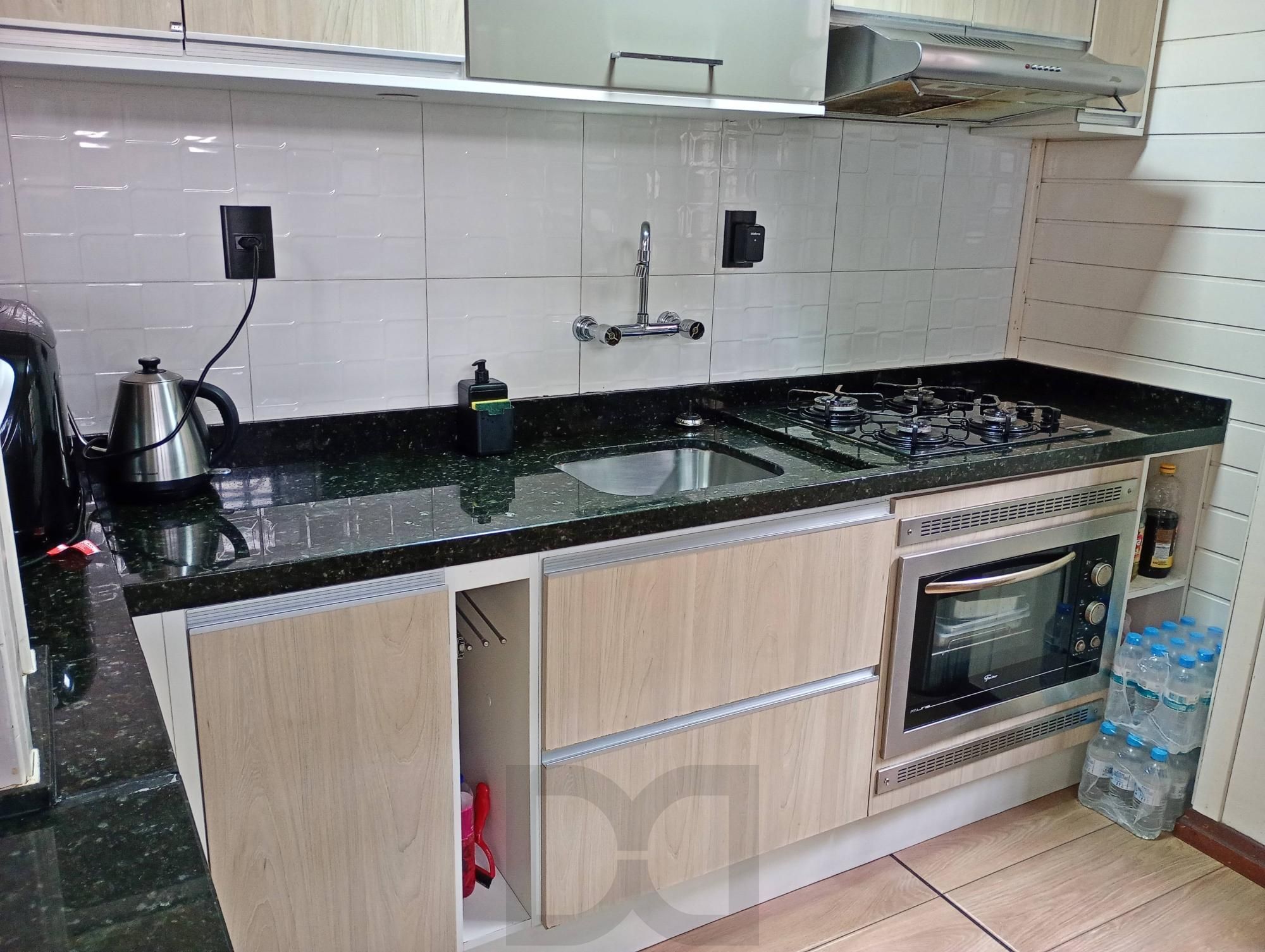 Casa com piscina e edícula — foto 7