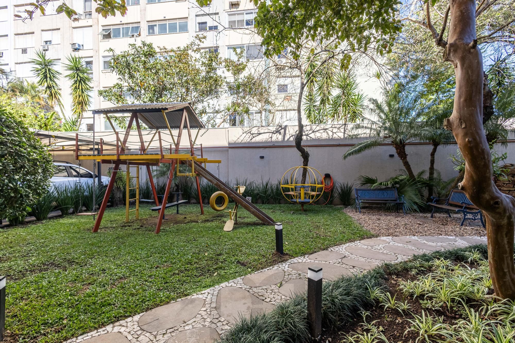 Cobertura ao lado da Orla do Guaíba e Parque Marinha com 2 vagas e suíte — foto 3