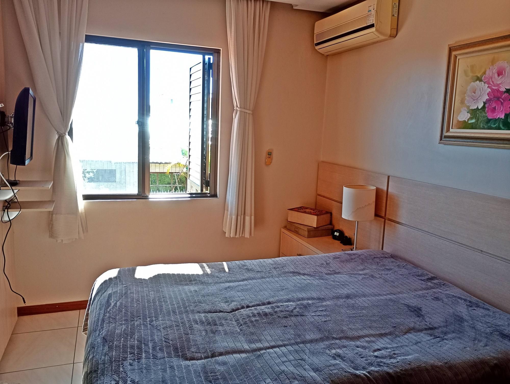 Casa em condomínio com piscina e 2 vagas — foto 20