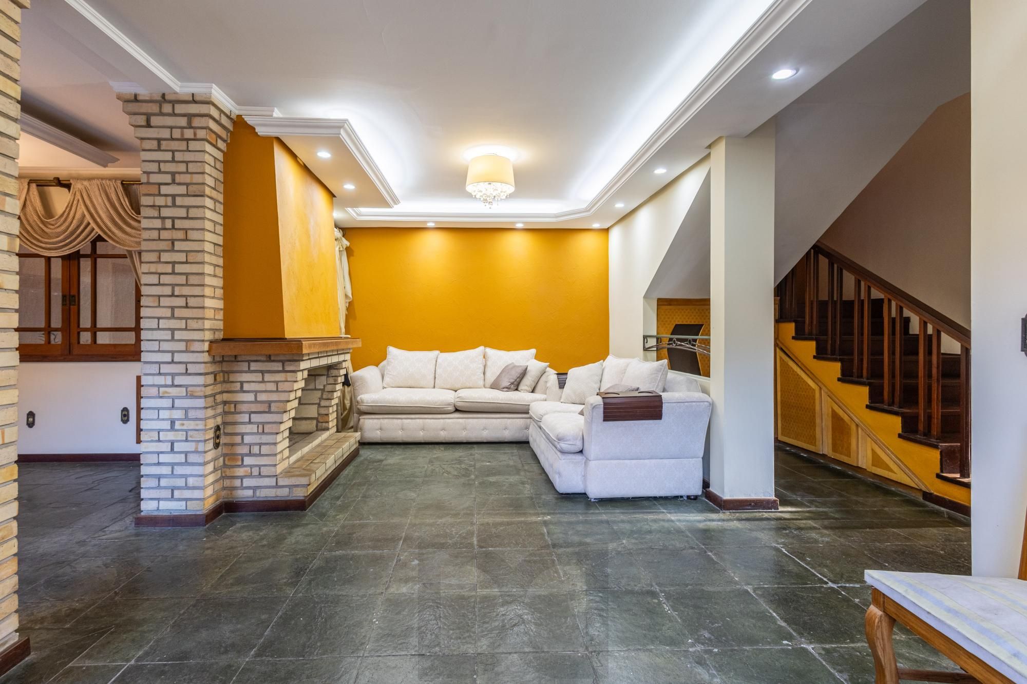 Casa com 374 m² | 3 suítes | Piscina | Ao lado do Jardim Europa — foto 12