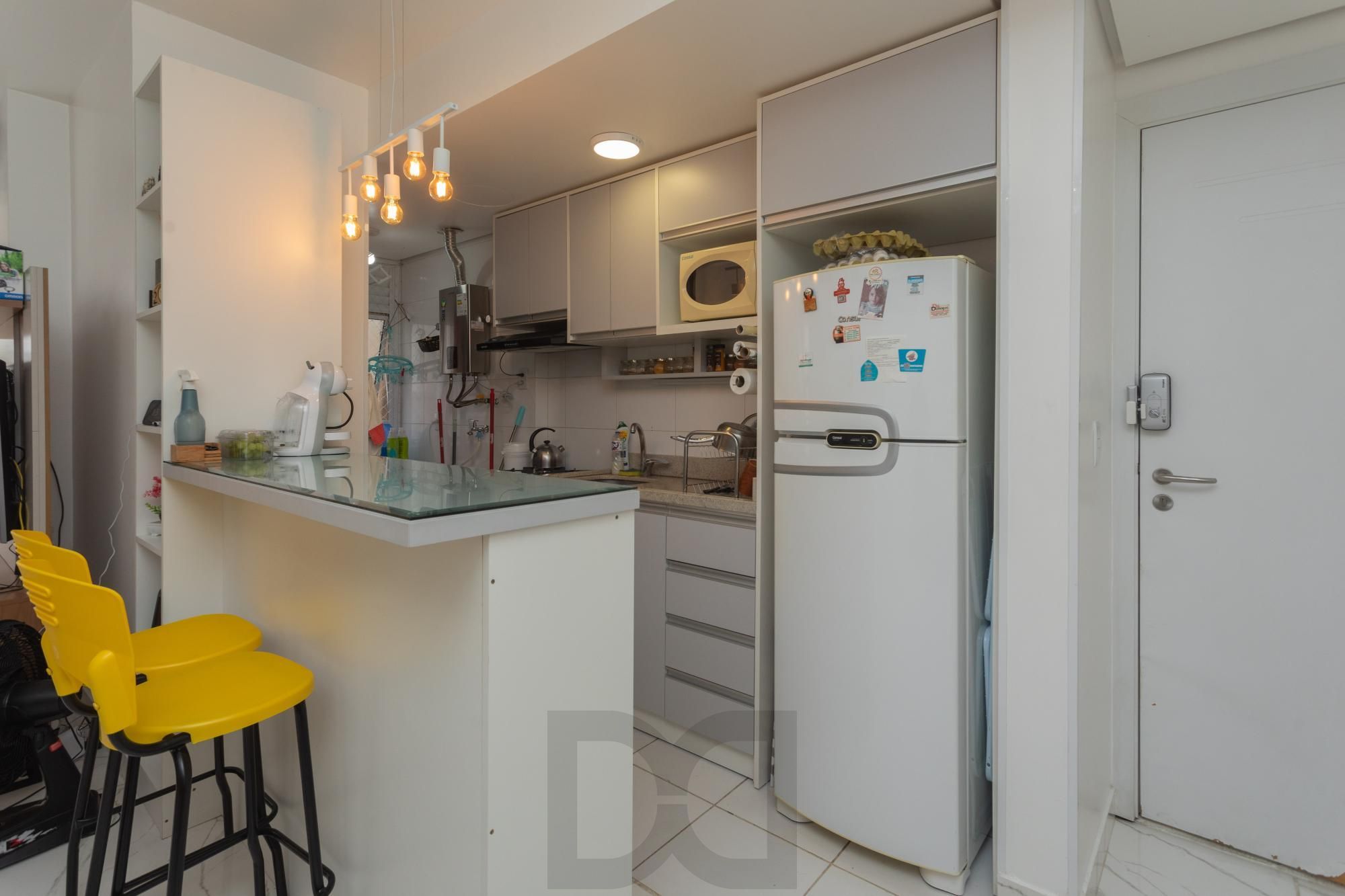 Apartamento de 3 dormitórios com suíte e garagem dupla no bairro Santana — foto 8