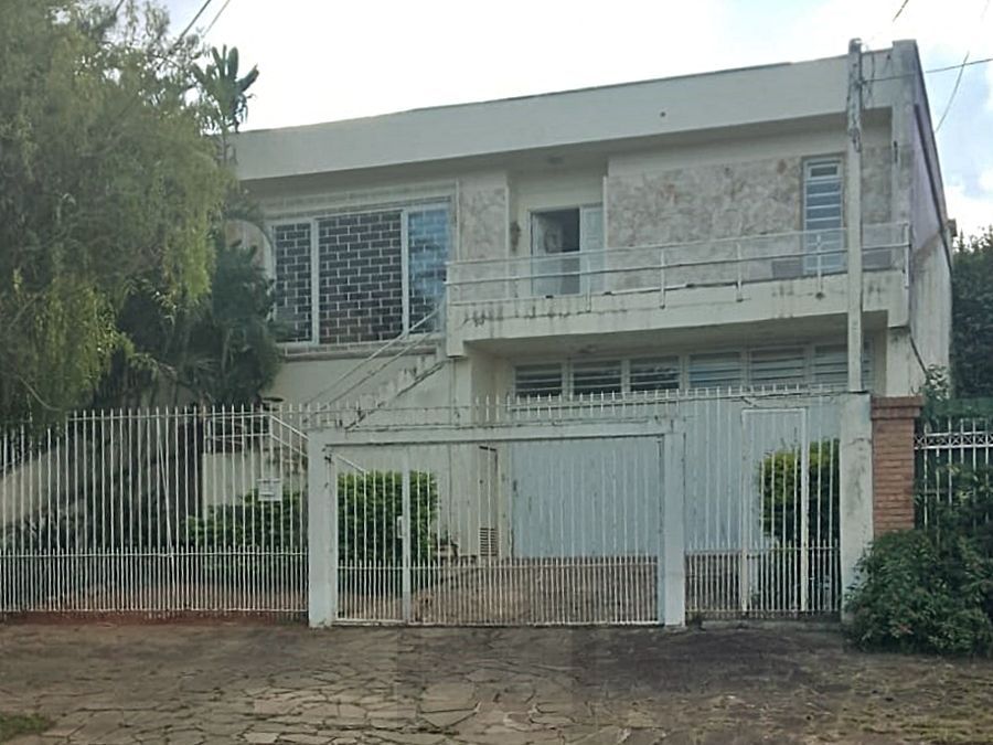 Casa com piscina no Chácara das Pedras — foto 1