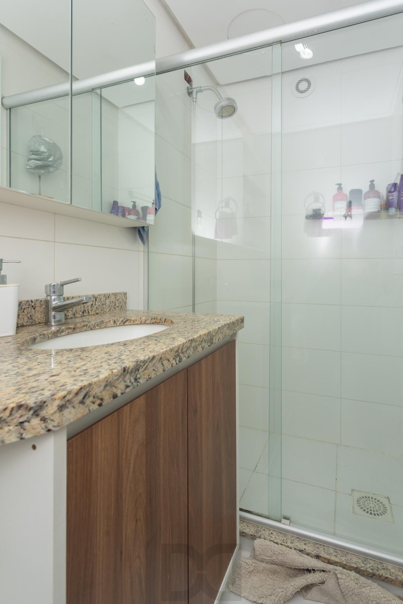 Apartamento de 3 dormitórios com suíte e garagem dupla no bairro Santana — foto 13