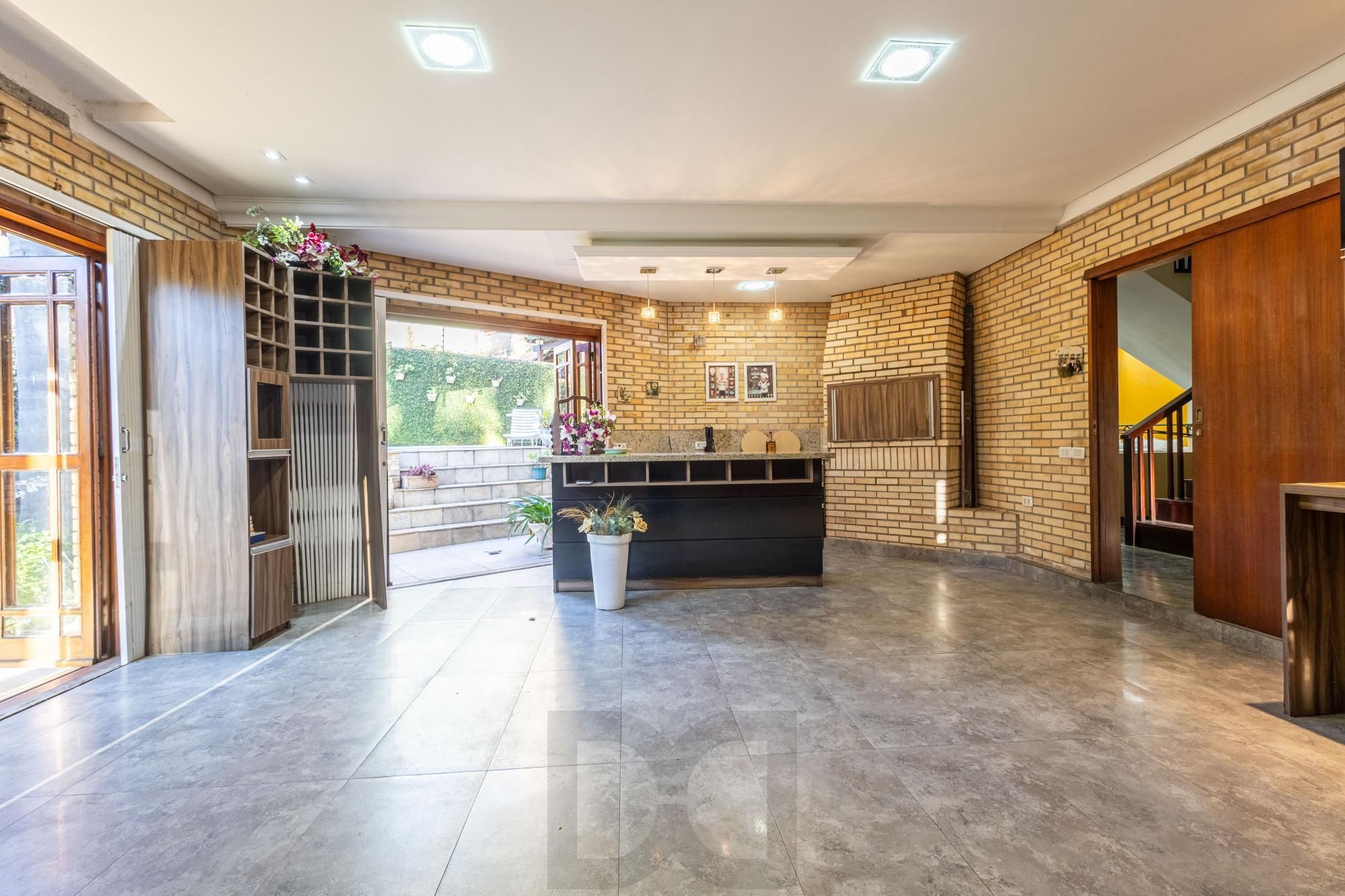 Casa com 374 m² | 3 suítes | Piscina | Ao lado do Jardim Europa — foto 5