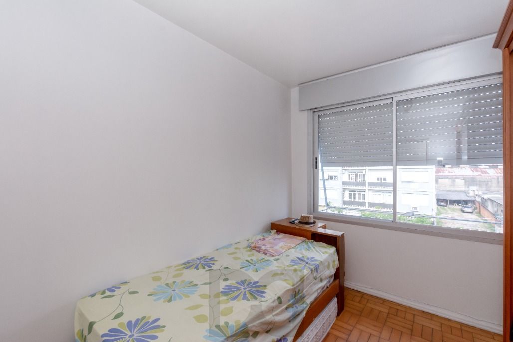 Apartamento 4 dorm. 99m² Cidade Baixa - Porto Alegre — foto 21