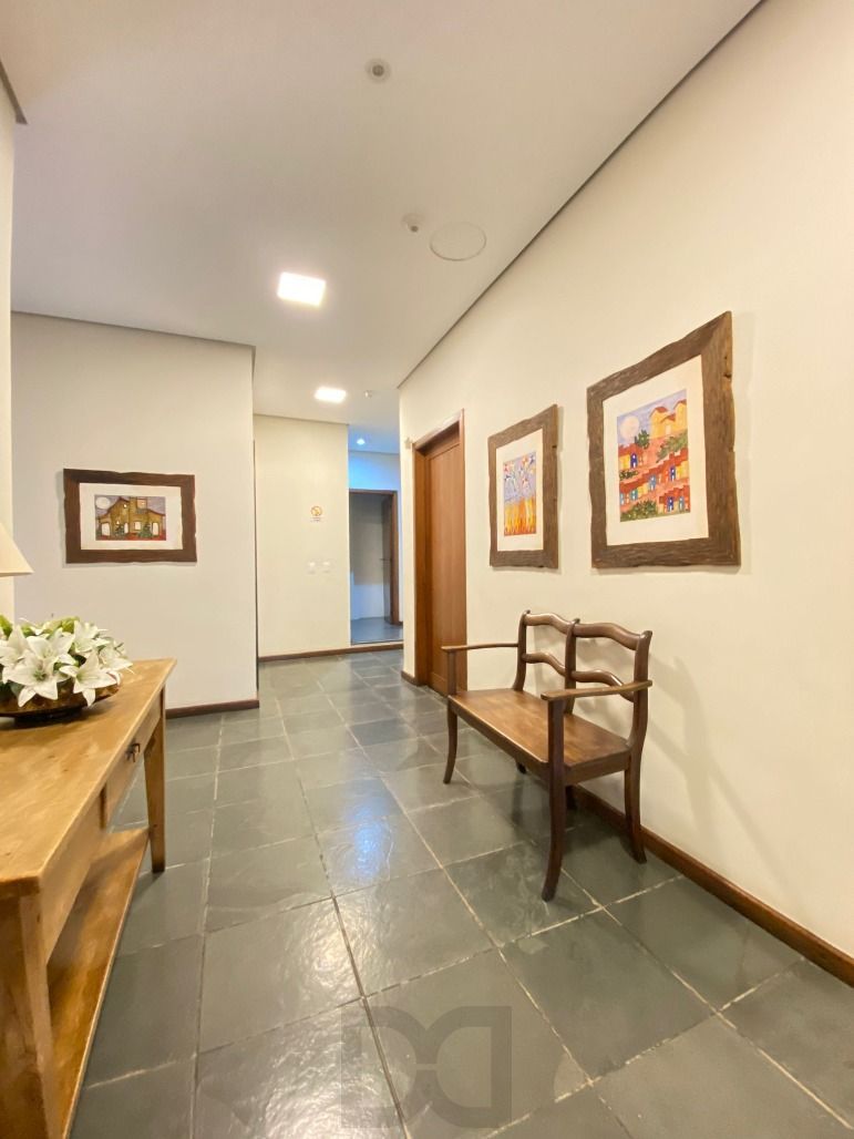 Cobertura 196m² 3 dorm. 1 Suíte + 2 vagas Petrópolis - Porto Alegre — foto 19