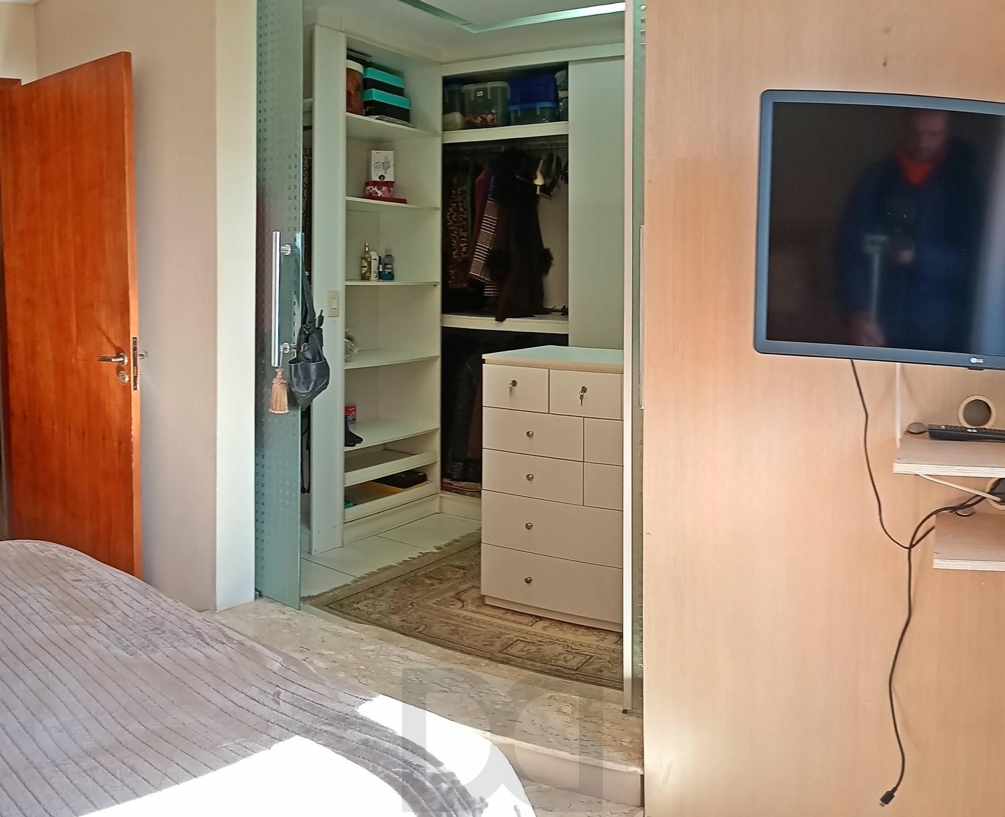 Casa em condomínio com piscina e 2 vagas — foto 23
