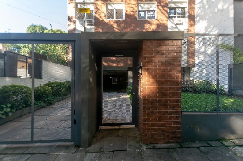 Apartamento 81m² 2 dorm. + vaga Auxiliadora - Porto Alegre — foto 3