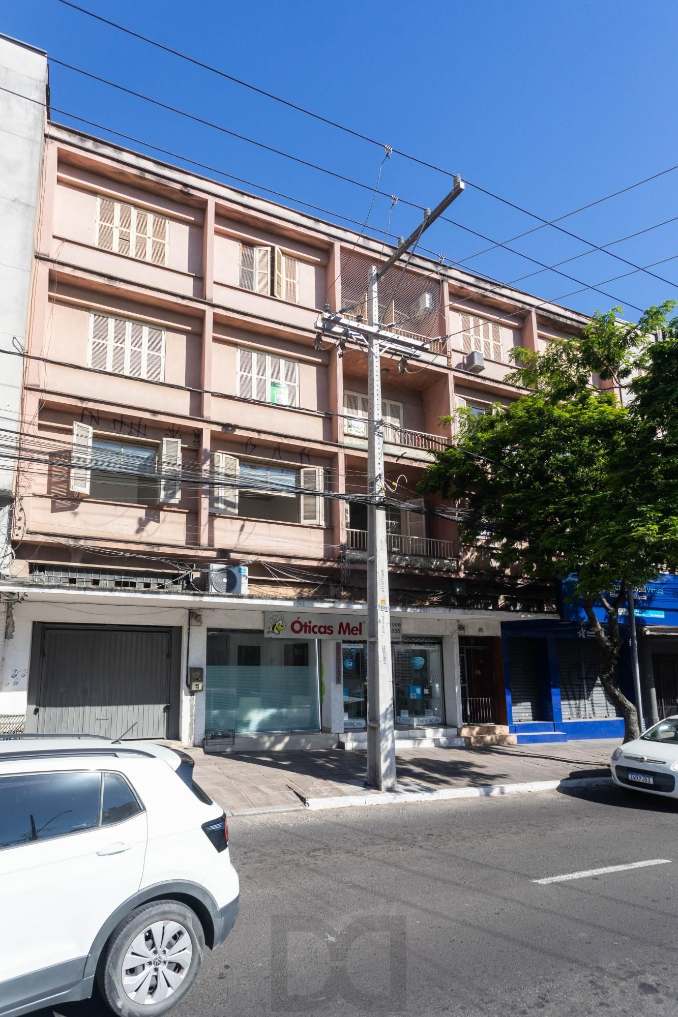Amplo Apartamento de 3 Dormitórios com Sacada e Garagem na Av. Protásio Alves — foto 20