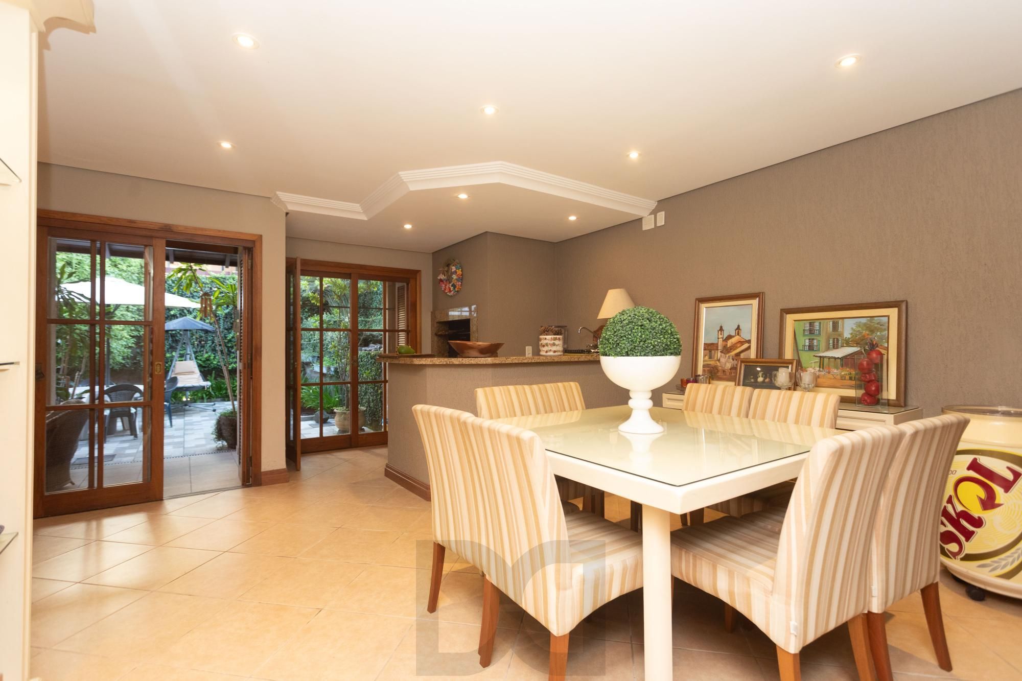 Casa no Chácara das Pedras com piscina e 316m2 — foto 12