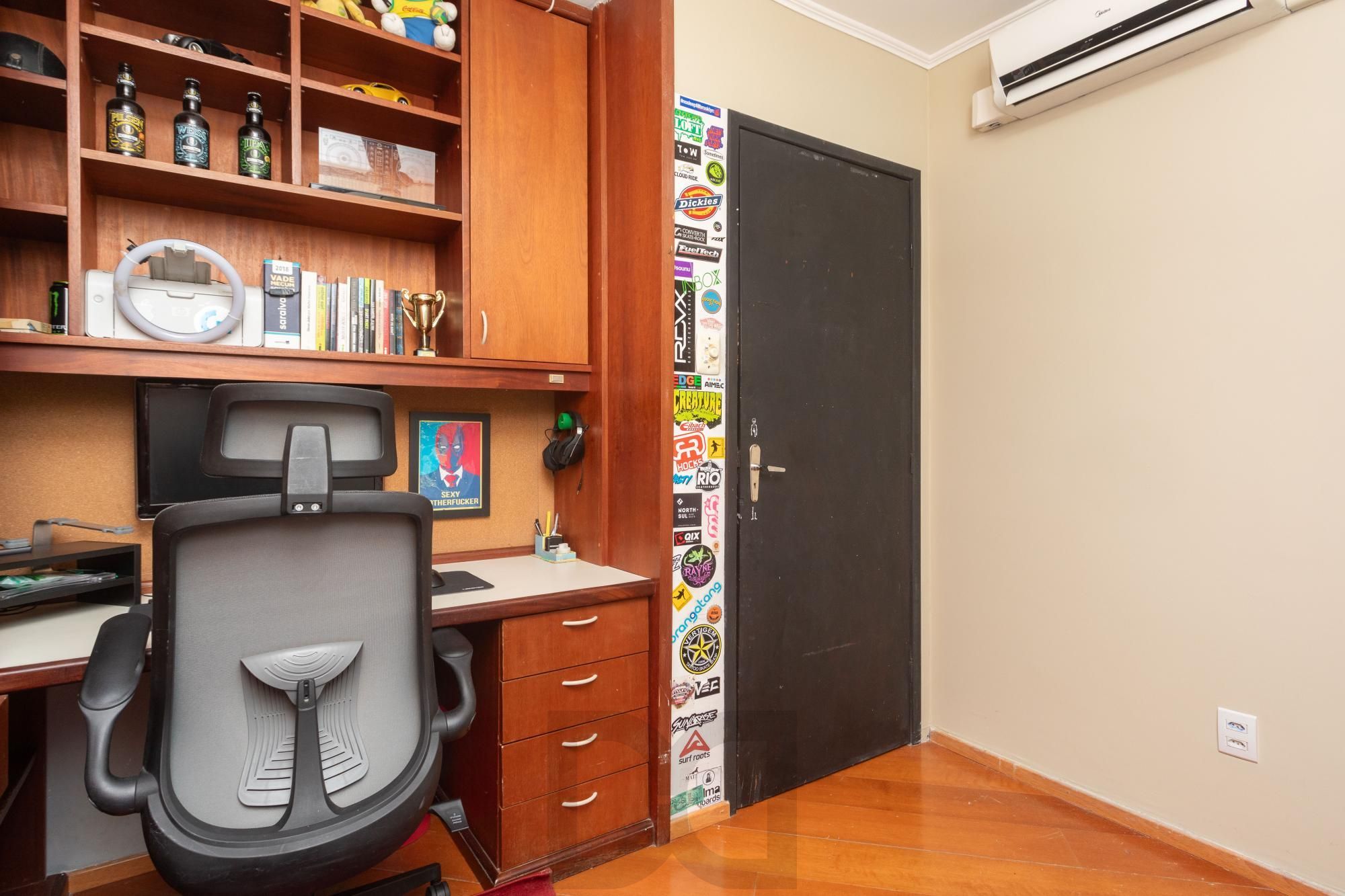 Casa em Condomínio com 5 quartos, 3 vagas e 350m² — foto 29
