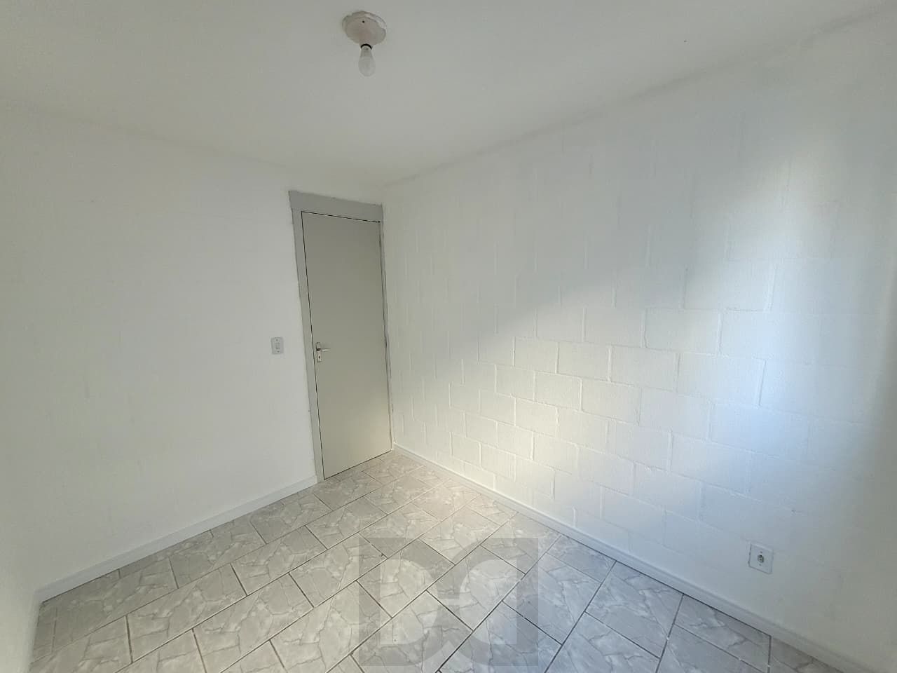 EXCELENTE OPORTUNIDADE APARTAMENTO 2 DORMITÓRIOS NO BAIRRO MARIO QUINTANA — foto 17