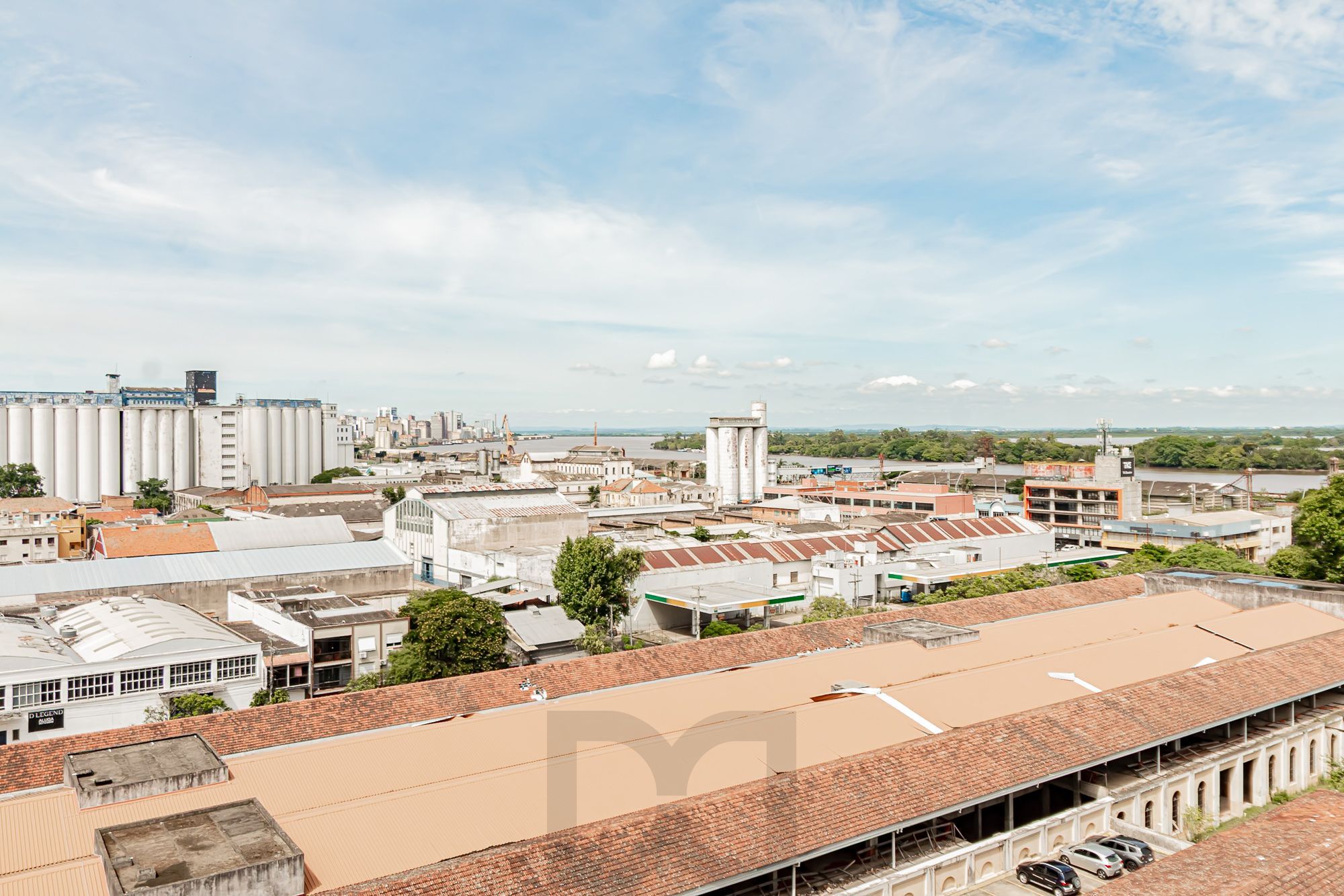 Apartamento 3 dormitórios, 2 banheiros, 1 vaga coberta e piscinas B. São Geraldo — foto 40