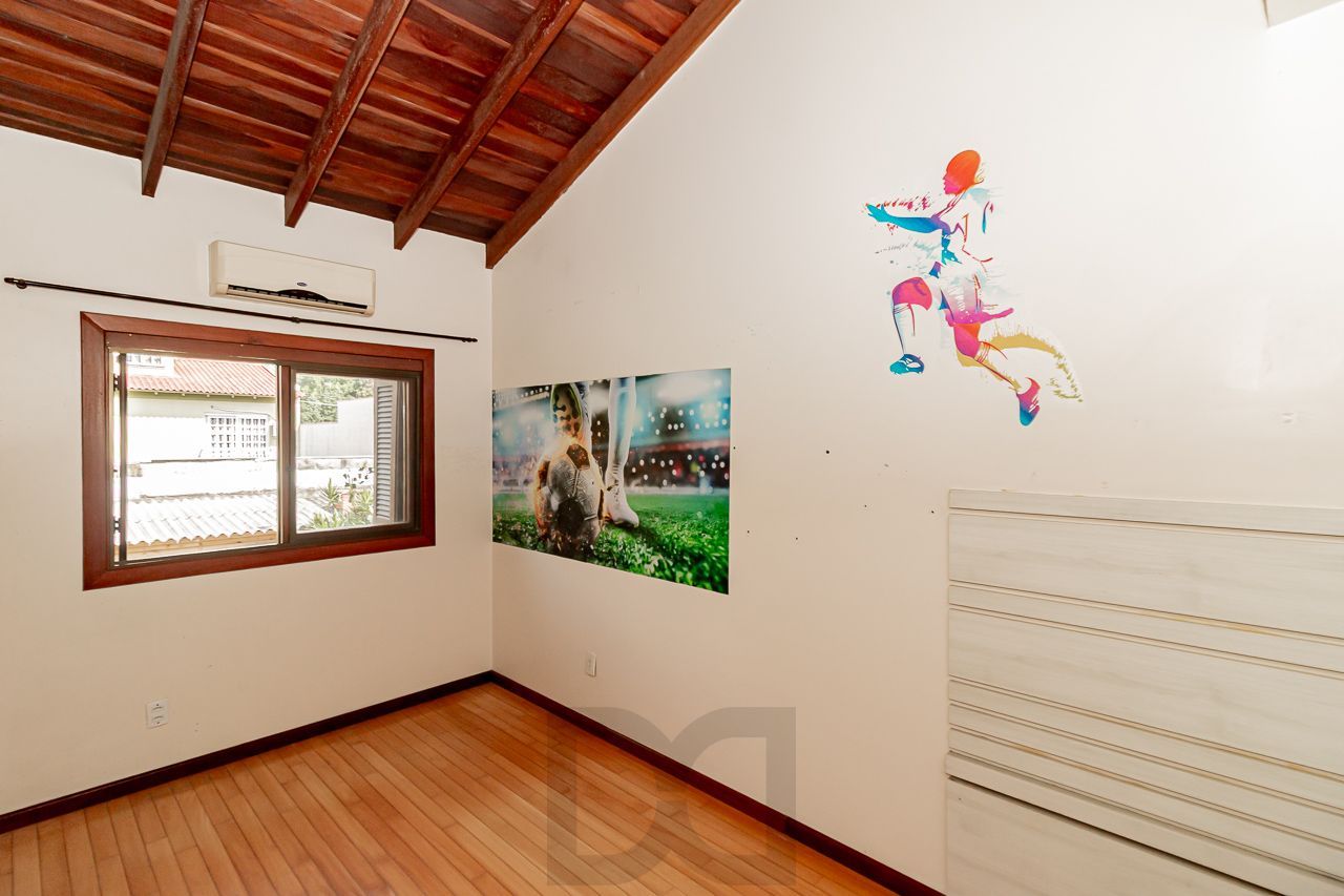 Oportunidade em Ipanema: Casa em Condomínio Fechado com Suíte Master, Hidromassagem e Alto Padrão — foto 26
