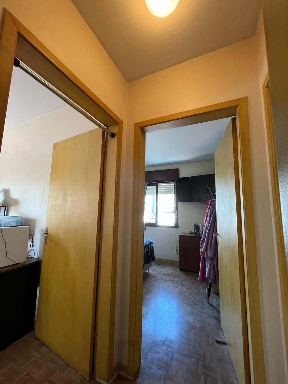 Apartamento 2 dormitórios, 1 vaga coberta no bairro Menino Deus. — foto 15