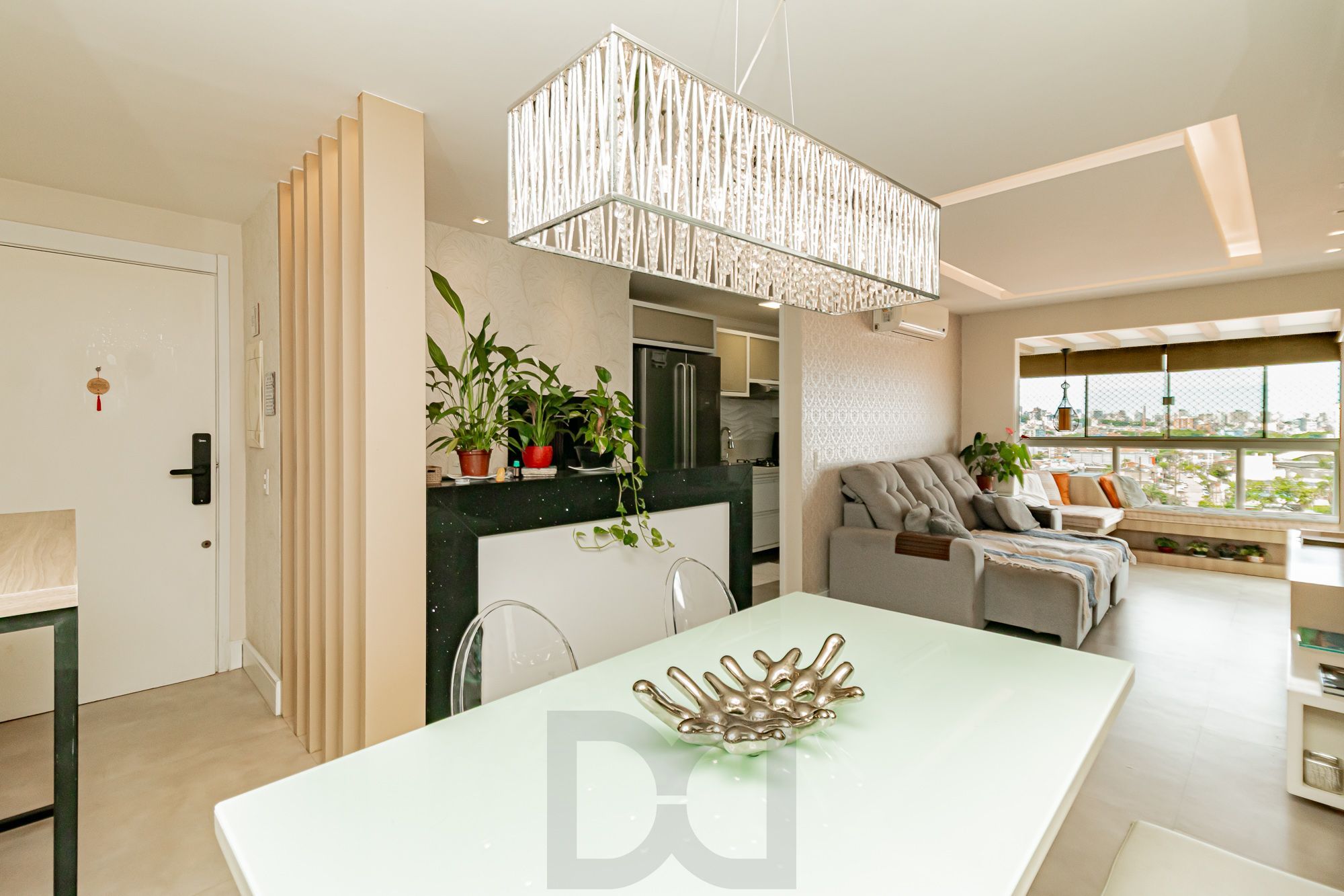 Apartamento 3 dormitórios, 2 banheiros, 1 vaga coberta e piscinas B. São Geraldo — foto 3