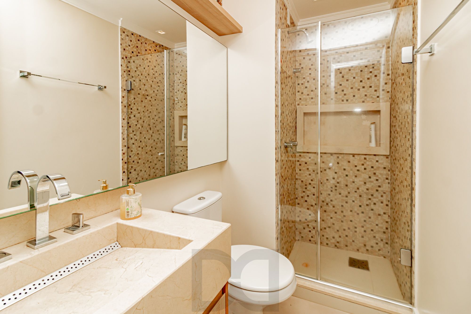 Apartamento 3 dormitórios, 2 banheiros, 1 vaga coberta e piscinas B. São Geraldo — foto 20