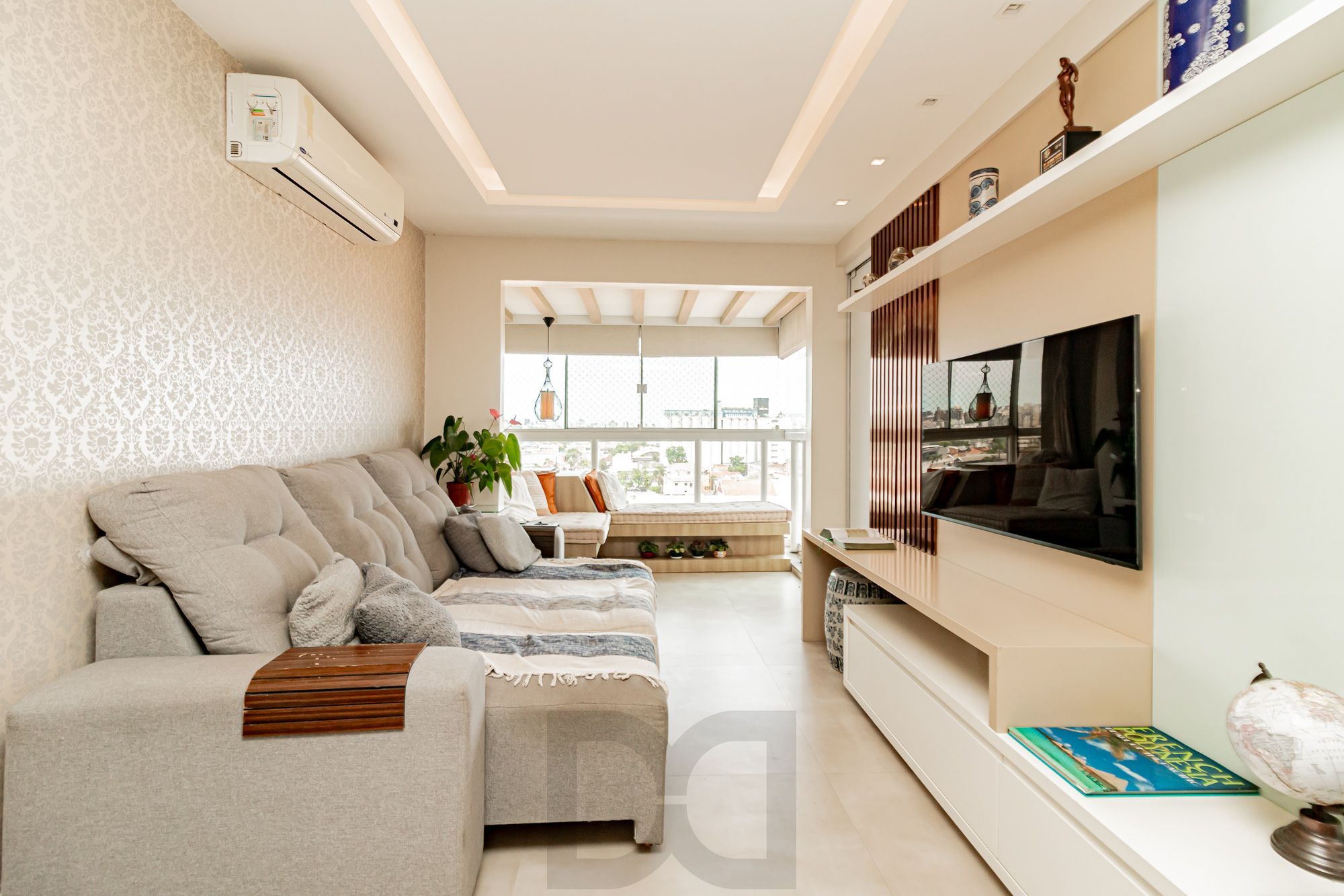 Apartamento 3 dormitórios, 2 banheiros, 1 vaga coberta e piscinas B. São Geraldo — foto 1