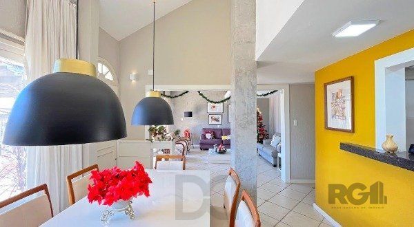 MAGNÍFICA CASA EM LOCALIZAÇÃO PRIVILEGIADA - TRANQUILIDADE E CONFORTO — foto 30