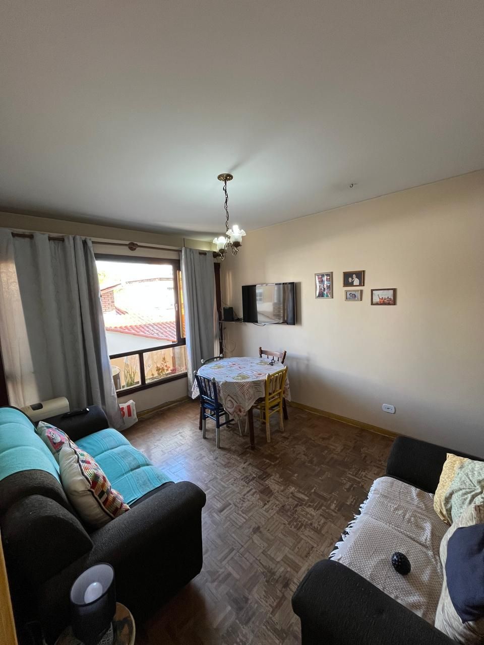 Apartamento 2 dormitórios, 1 vaga coberta no bairro Menino Deus. — foto 4