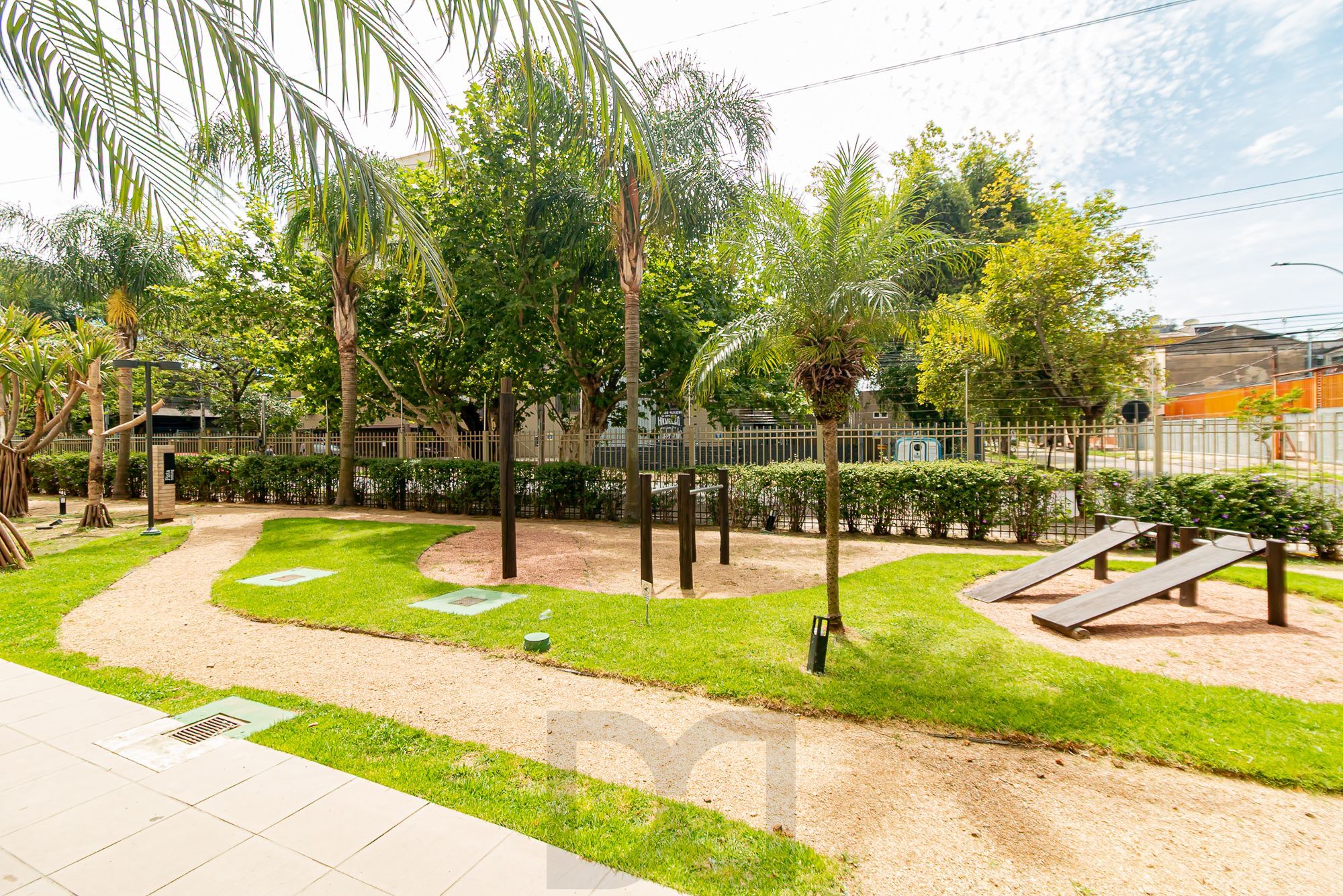 Apartamento 3 dormitórios, 2 banheiros, 1 vaga coberta e piscinas B. São Geraldo — foto 55