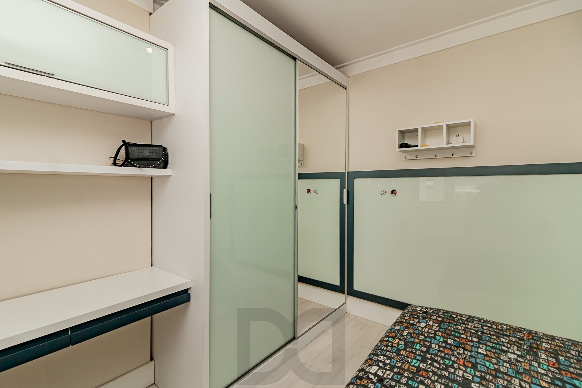 Apartamento 3 dormitórios, 2 banheiros, 1 vaga coberta e piscinas B. São Geraldo — foto 24