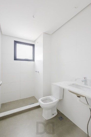 Excelente Apartamento semimobiliado de 71 m² privativos no Bairro Petrópolis. — foto 11