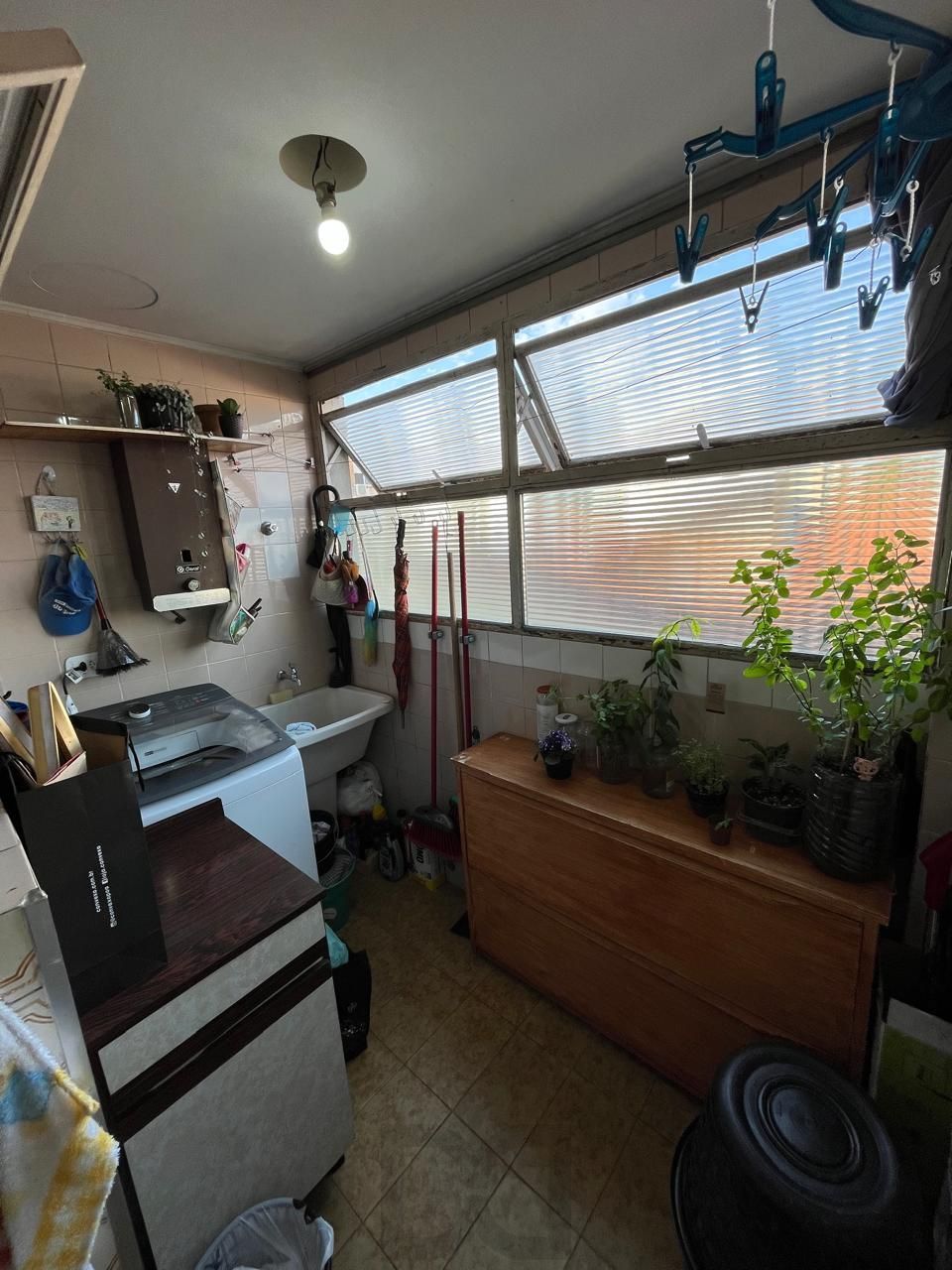 Apartamento 2 dormitórios, 1 vaga coberta no bairro Menino Deus. — foto 10
