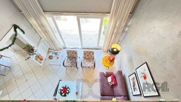 MAGNÍFICA CASA EM LOCALIZAÇÃO PRIVILEGIADA - TRANQUILIDADE E CONFORTO — foto 27