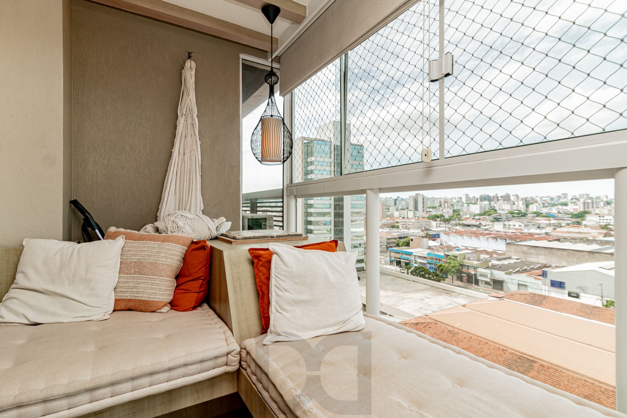 Apartamento 3 dormitórios, 2 banheiros, 1 vaga coberta e piscinas B. São Geraldo — foto 12